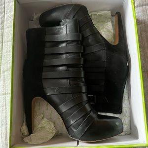Black suede boots by Sam Edelman, size 9M